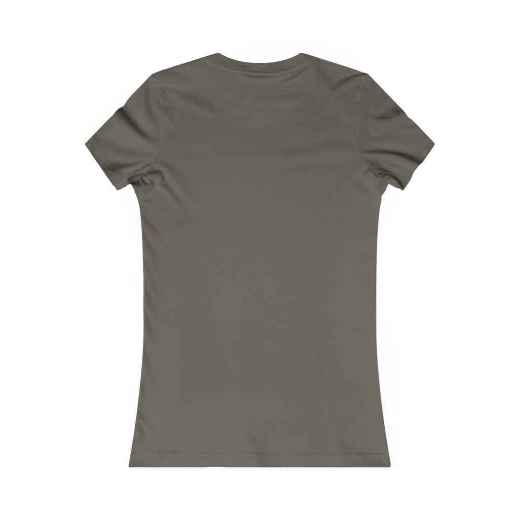 Minimal Seagull Graphic Women's Tee — Casual Beach Vibe Shirt
